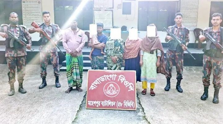 ঝিনাইদহ সীমান্তে নারী-শিশুসহ ৬ বাংলাদেশি আটক